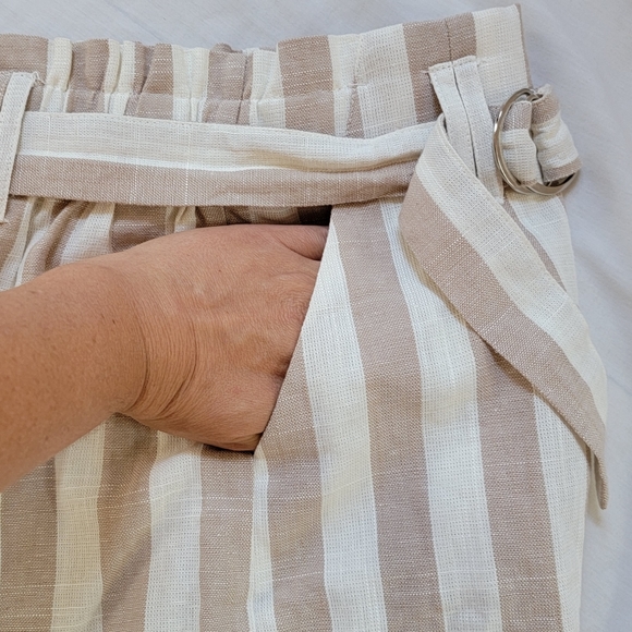 WINSOR roughed belted waist Linen short shorts with pockets XSMALL - Picture 4 of 7